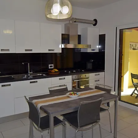Casa Gabriella By La Via Del Mare Viaggi E Vacanze *