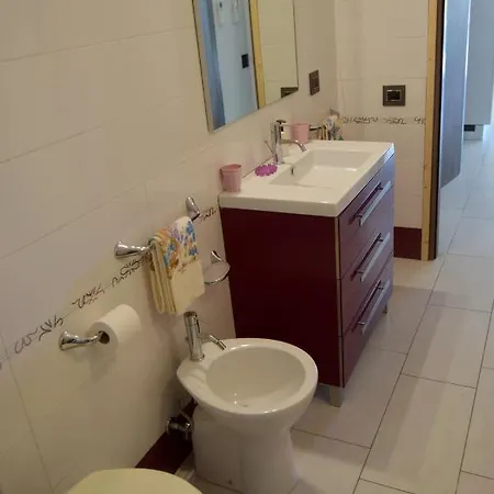 Casa Gabriella By La Via Del Mare Viaggi E Vacanze Вилласимиус